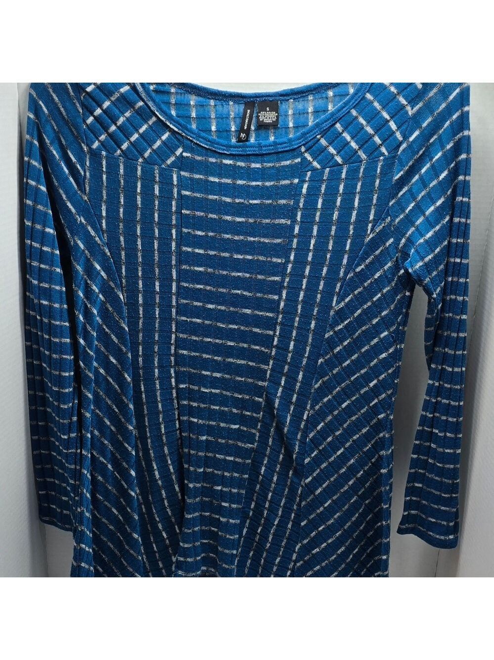 New Directions Navy and White Patterned Long Sleeve Top